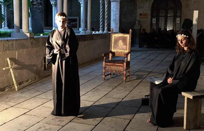 Cronache delle figlie del Carmelo Dramma storico in atto unico